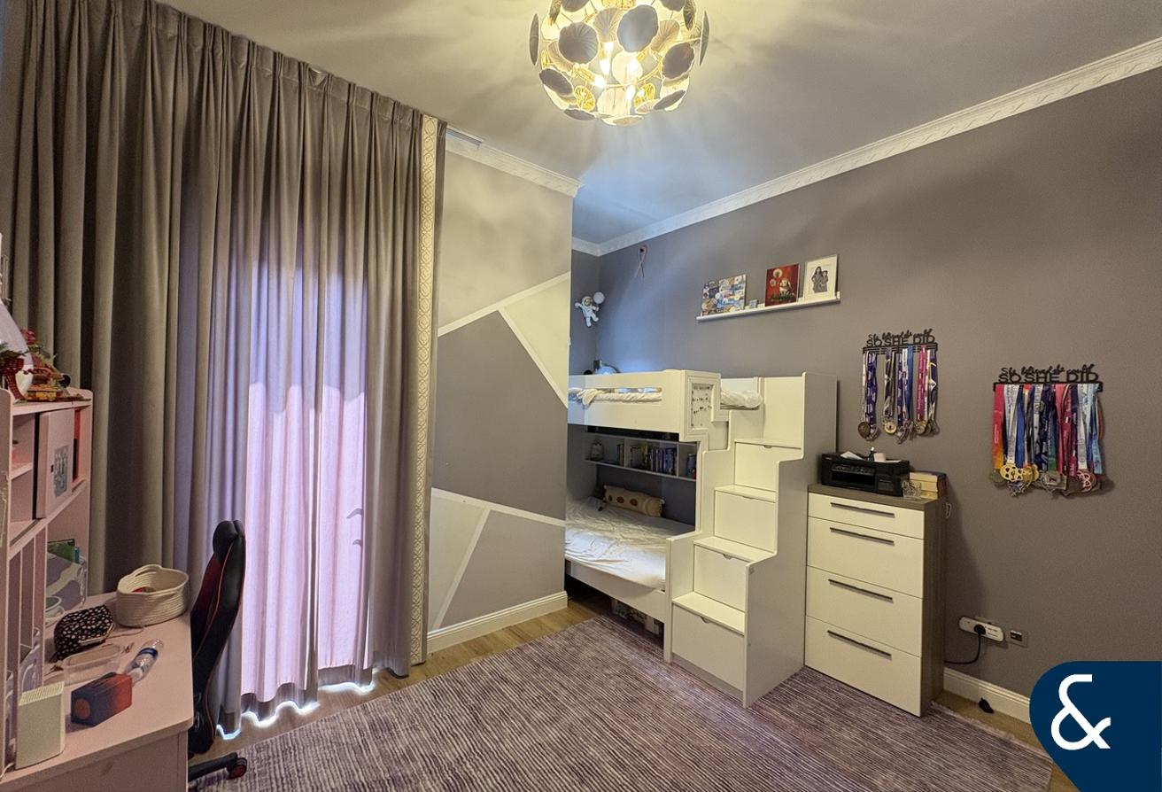 Two Bed + Maids | Upgraded Flooring | Oia photo 5