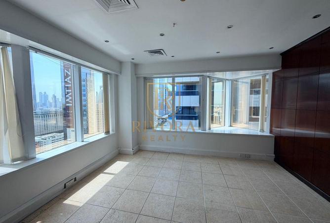 143750406 - Property Image 3