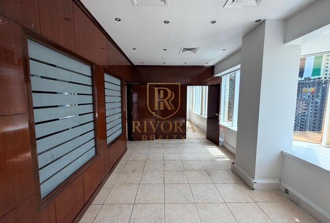143750406 - Property Image 2