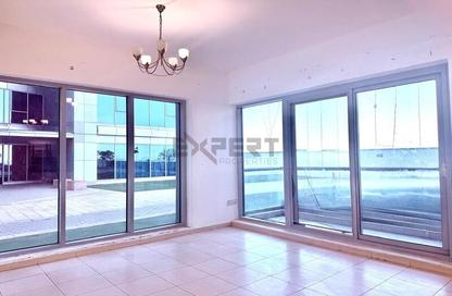 شقة - 2 غرف نوم - 3 حمامات للايجار في سكاي كورتس تاور B - أبراج سكاي كورتس - مجمع دبي ريزيدنس - دبي لاند - دبي