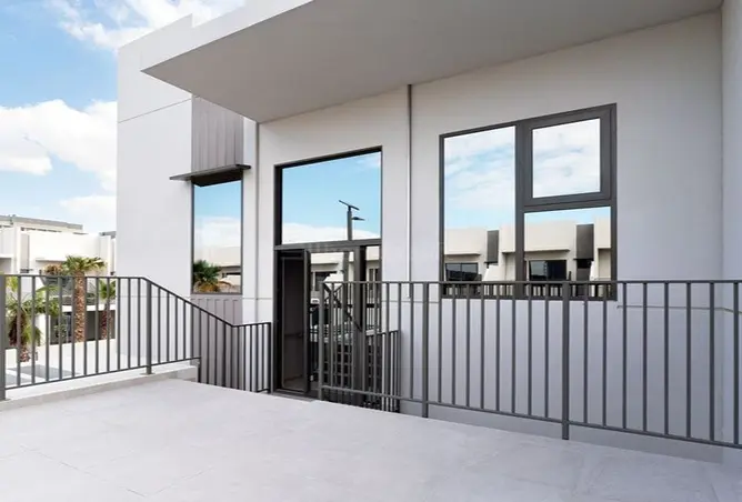162783205 - Property Image 2