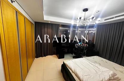 Apartment - 3 - 4 for sale in Paramount Tower Hotel  and  Residences - Business Bay - Dubai