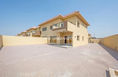 Villa - 4 - 4 for rent in The Palmarosa - Dubai