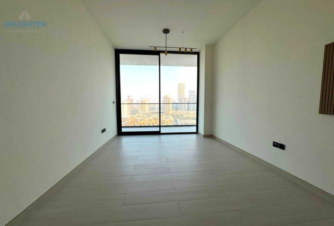 HIGH FLOOR | FACING COMMUNITY | HIGH END FINISHES photo 3