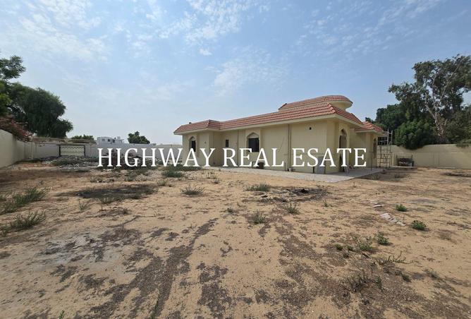 142353621 - Property Image 3