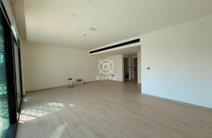 Office Space - Studio - 1 Bathroom for rent in Binghatti Emerald - District 15 - Jumeirah Village Circle - Dubai