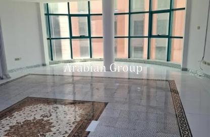 Office Space - Studio - 1 for rent in Sheikha Mariam Building - Baniyas Road - Deira - Dubai