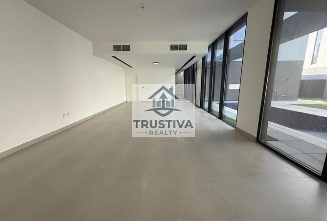 92707338 - Property Image 3