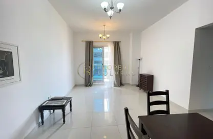 شقة - 2 غرف نوم - 3 حمامات للبيع في مساكن النخبة رقم 3 - مساكن النخبة الرياضية - مدينة دبي الرياضية - دبي