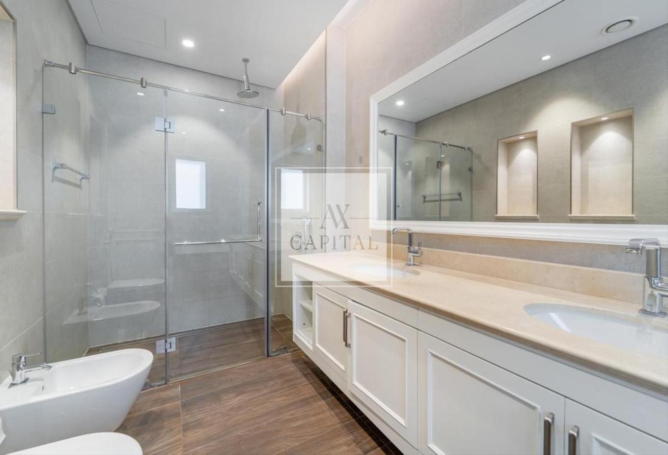 Contemporary Inspired | 4 Beds Villa | Near Club photo 23