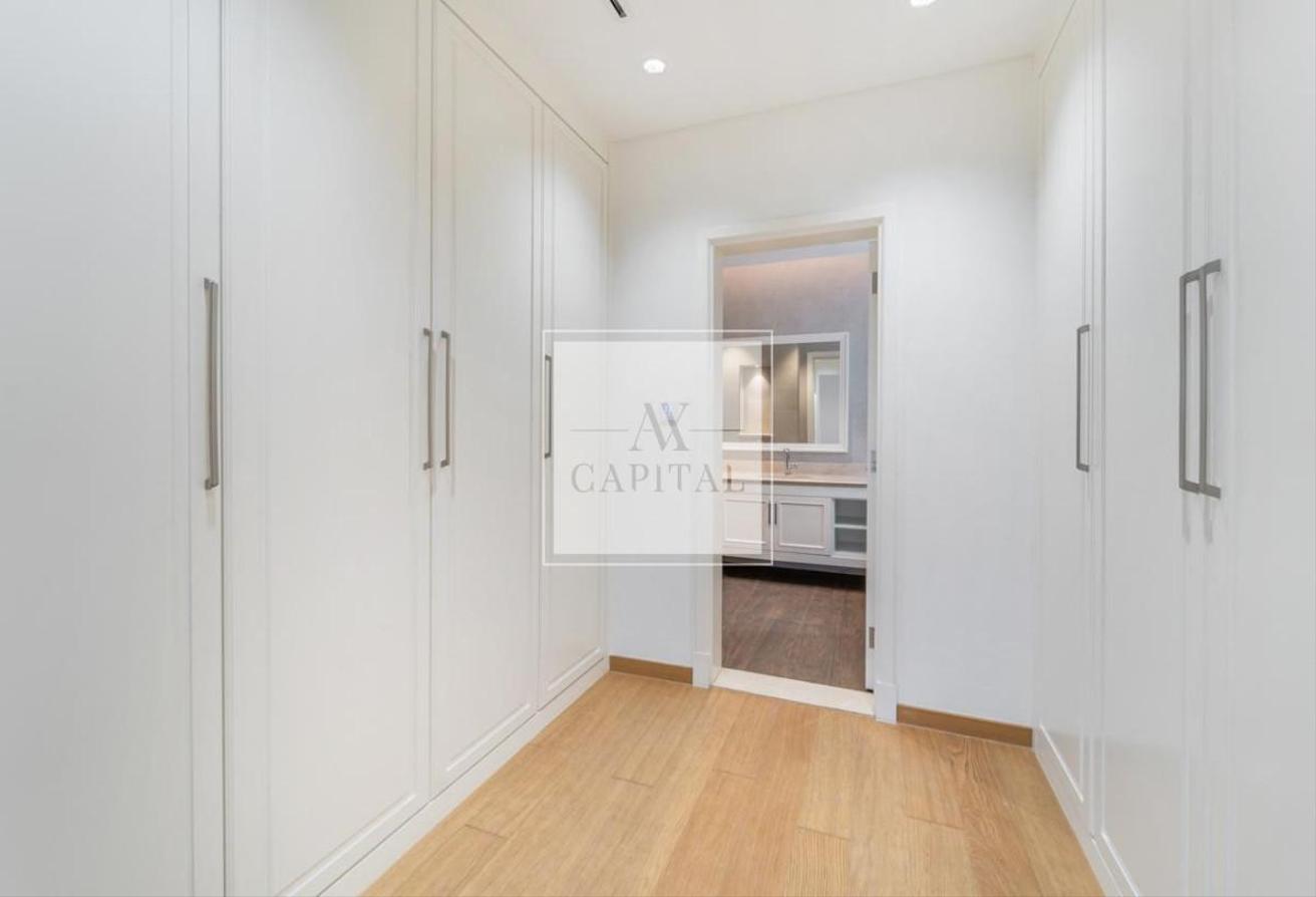 Contemporary Inspired | 4 Beds Villa | Near Club photo 18