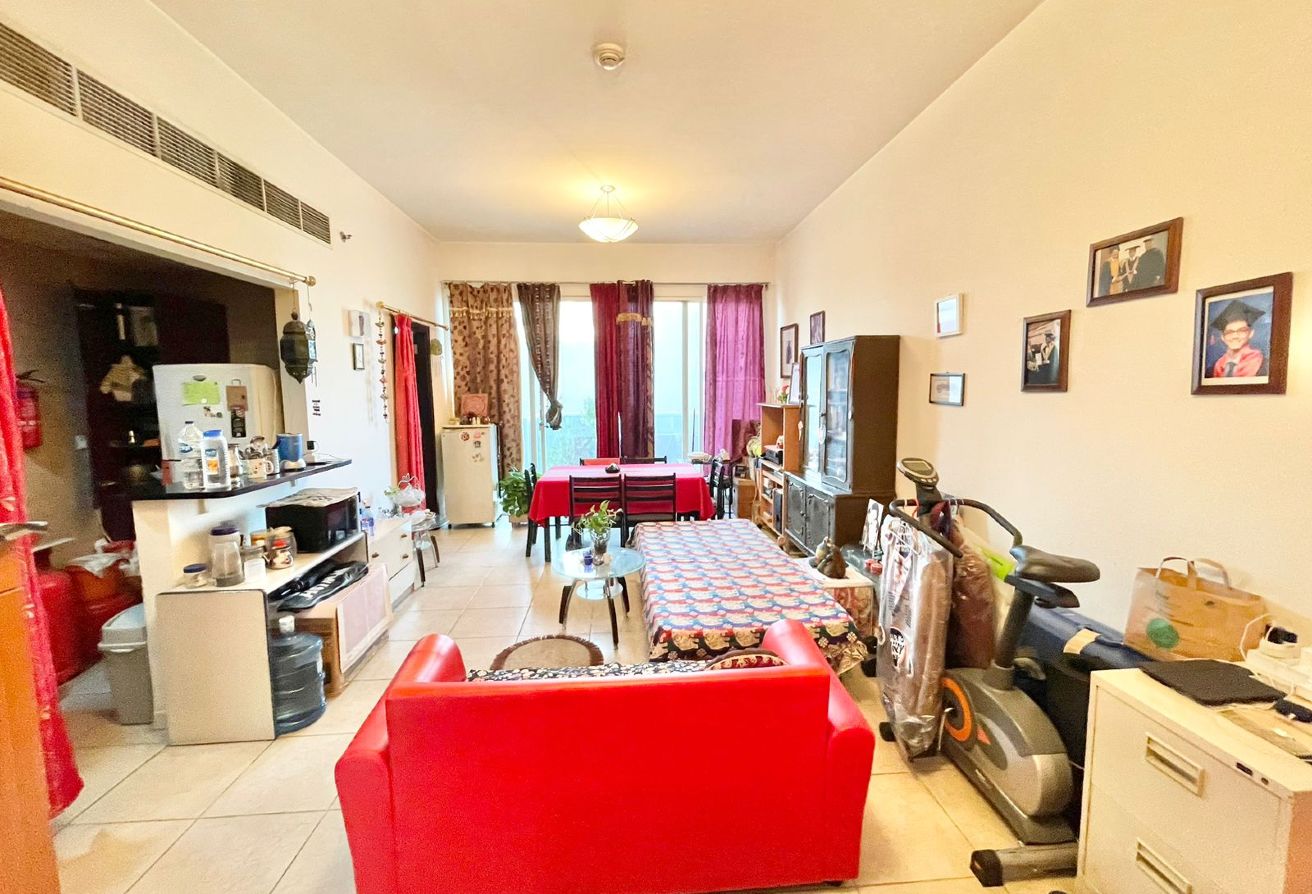 RENTED | INVESTOR DEAL | OPEN VIEWS gallery image