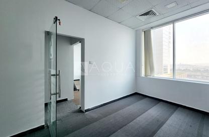 Office Space - Studio for rent in Capital Golden Tower - Business Bay - Dubai