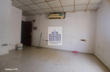 Apartment - Studio - 1 Bathroom for rent in Muwaileh - Sharjah Apartment - Studio - 1 Bathroom for rent in Muwaileh - Sharjah