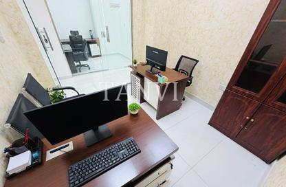 Office Space - Studio - 1 for rent in Red Avenue - Al Garhoud - Dubai