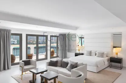 Villa - 5 Bedrooms - 6 Bathrooms for rent in Garden Homes Frond B - Garden Homes - Palm Jumeirah - Dubai