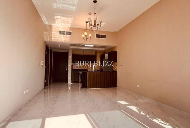 74618687 - Property Image 2