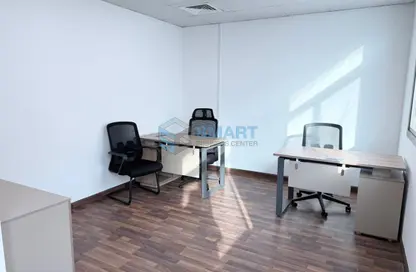 Business Centre - Studio - 4 Bathrooms for rent in Al Muraqqabat - Deira - Dubai