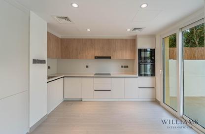 Villa - 3 Bedrooms - 3 Bathrooms for sale in Springs 4 - The Springs - Dubai