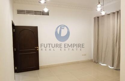 Villa - 4 Bedrooms - 5 Bathrooms for rent in Al Jafiliya Villas - Al Jafiliya - Dubai