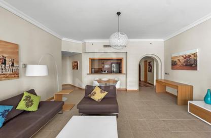 Apartment - 2 - 4 for rent in Al Das - Shoreline Apartments - Palm Jumeirah - Dubai