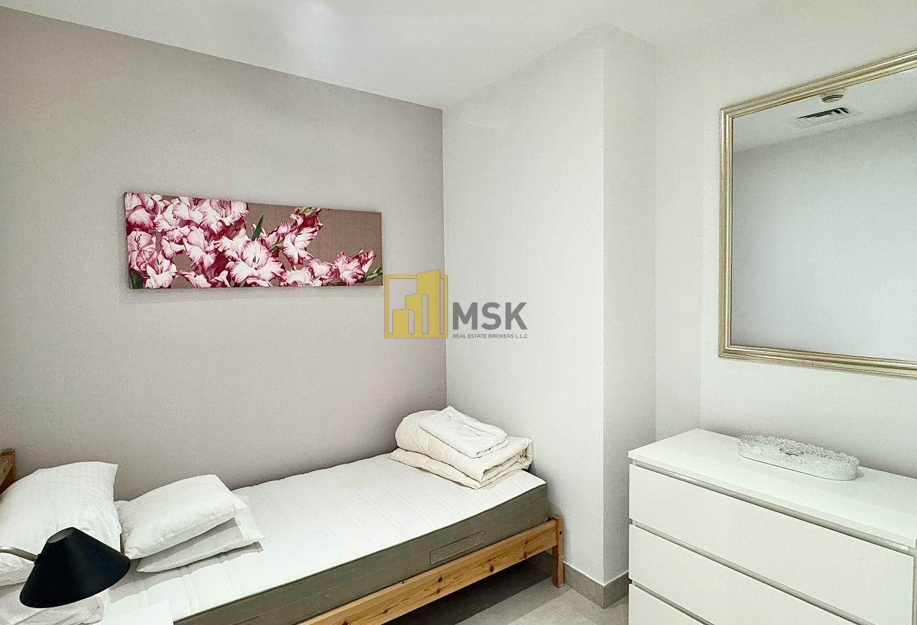 Fully Upgraded 2BR + Study | Burj Khalifa View photo 16