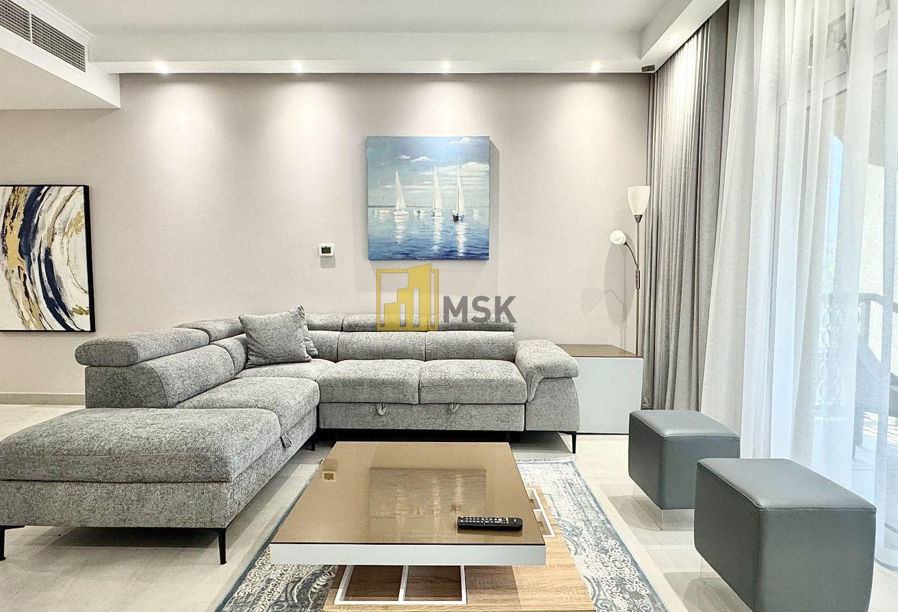 Fully Upgraded 2BR + Study | Burj Khalifa View photo 5