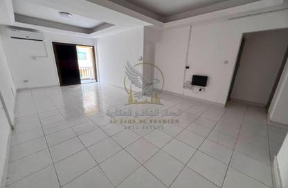 Apartment - 2 Bedrooms - 2 Bathrooms for rent in Rolla Square - Rolla Area - Sharjah