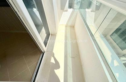 Apartment - 1 Bedroom - 2 Bathrooms for rent in New Al Taawun Road - Al Taawun - Sharjah