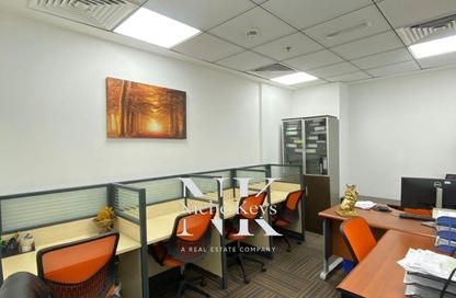 Business Centre - Studio for rent in Latifa Tower - Sheikh Zayed Road - Dubai