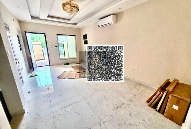 114619415 - Property Image 2