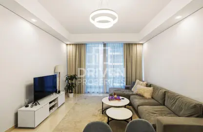 شقة - غرفة نوم - 2 حمامات للايجار في ويفز تاور - الخليج التجاري - دبي