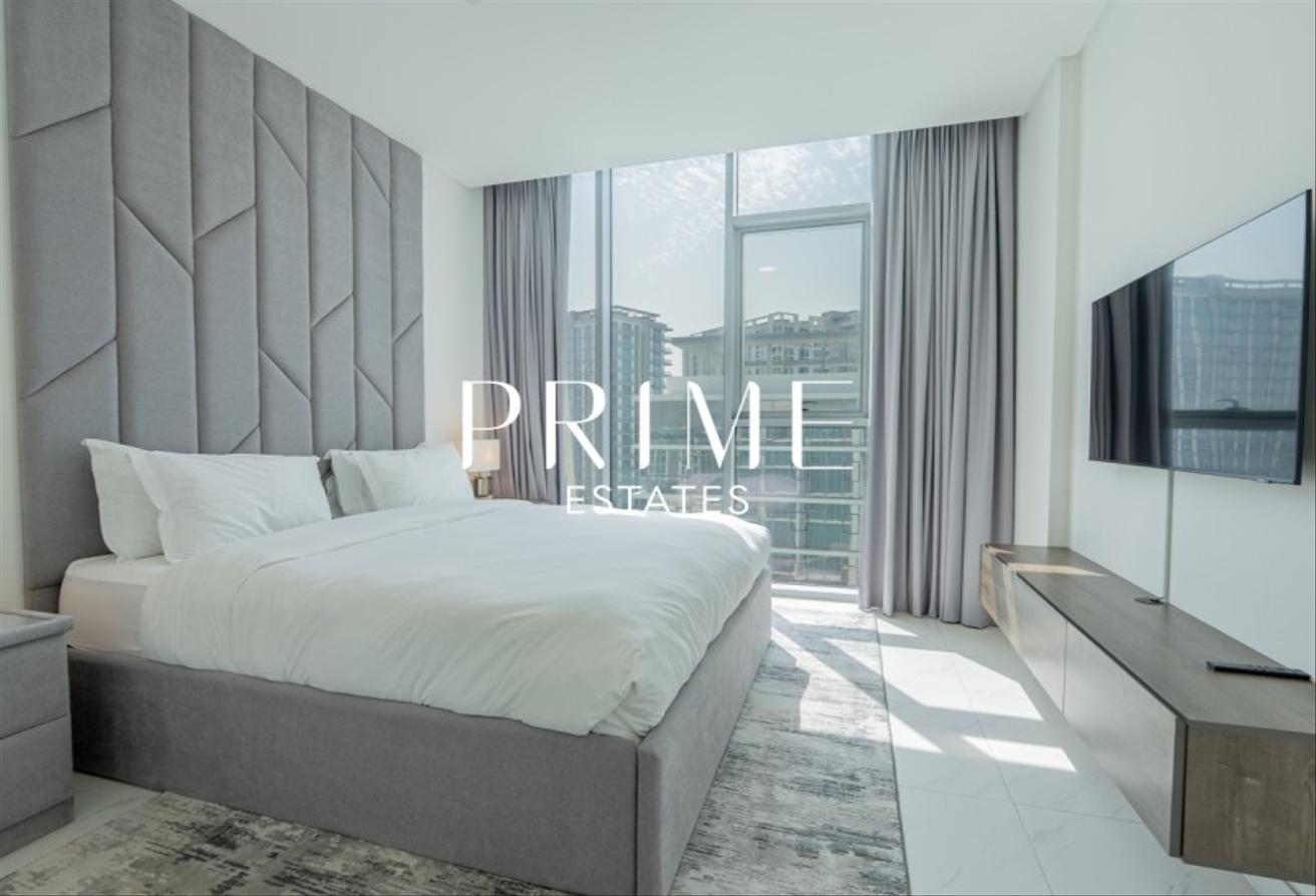 Luxury Furnishing 3BR | Corner Unit | Lagoon Views photo 8