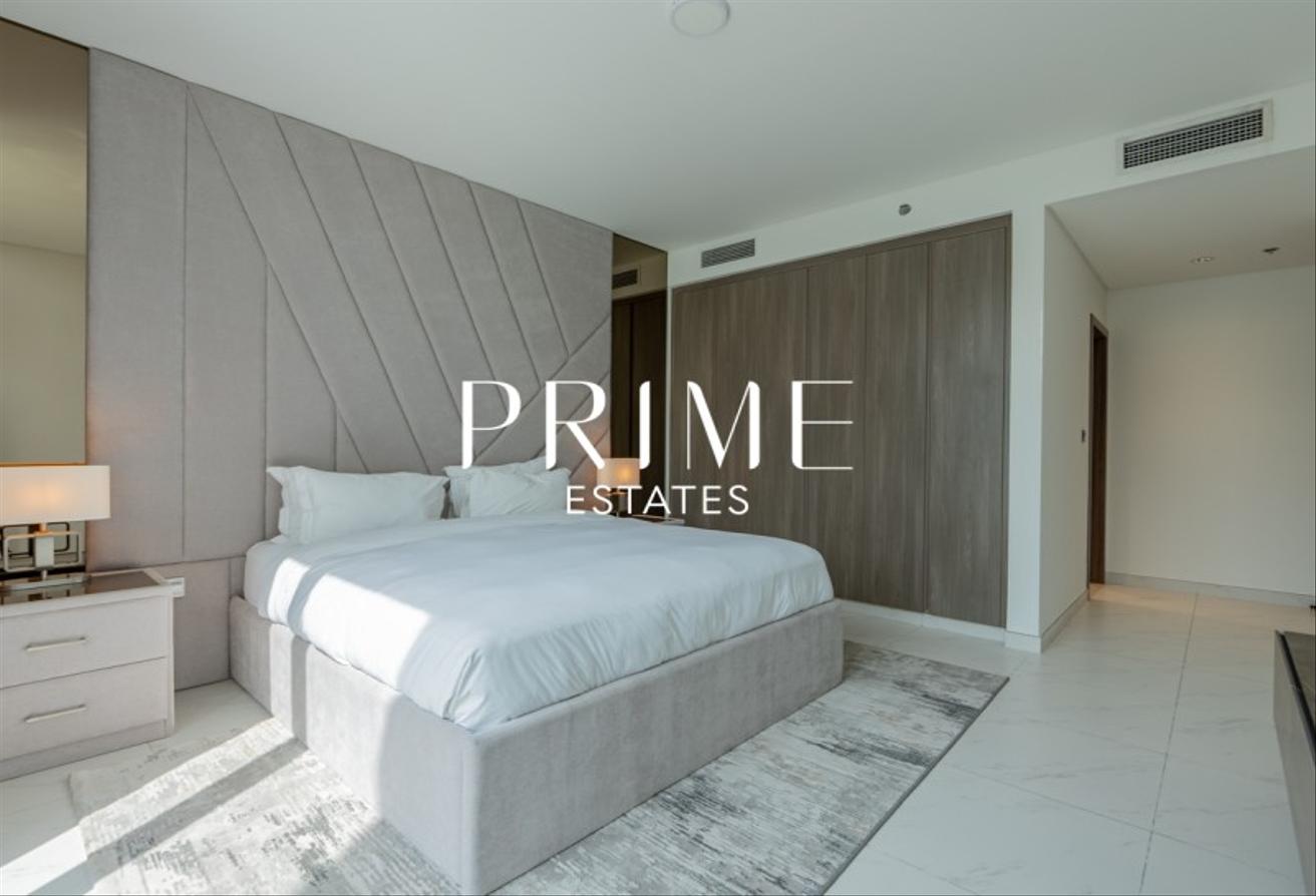 Luxury Furnishing 3BR | Corner Unit | Lagoon Views photo 17