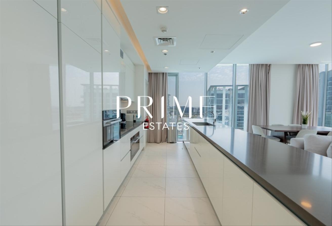 Luxury Furnishing 3BR | Corner Unit | Lagoon Views photo 4