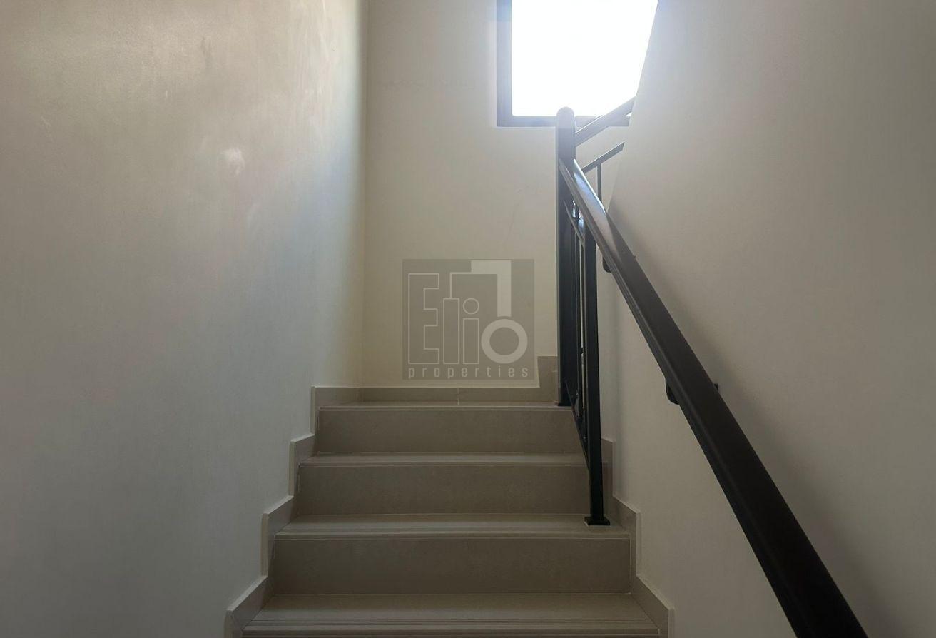 Vacant | L Shape Garden | Ready to move photo 12