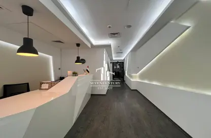 Office Space - Studio - 1 Bathroom for rent in The Regal Tower - Business Bay - Dubai