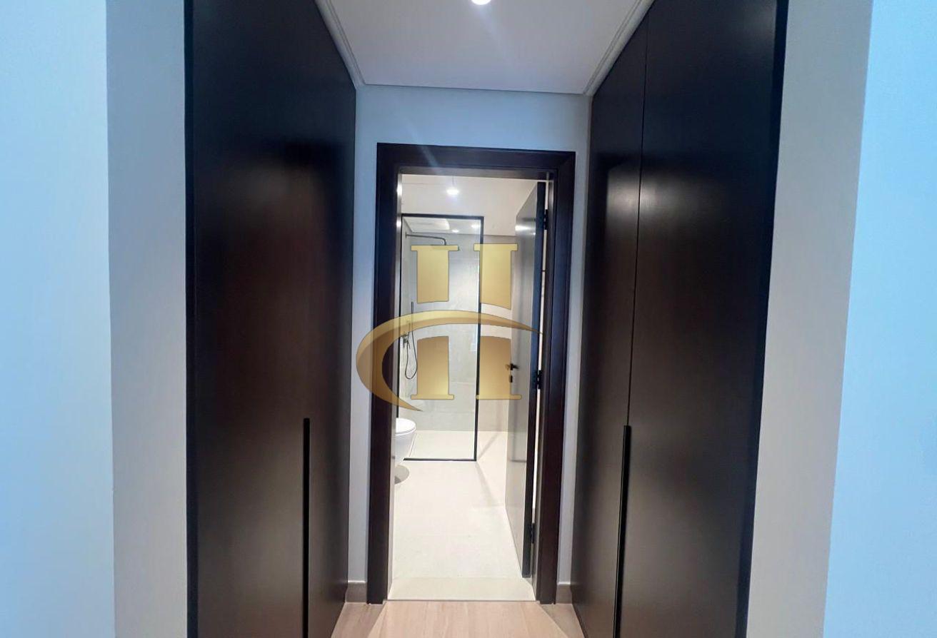 1 BHK IN PRIME LOCATION | BRAND NEW photo 5