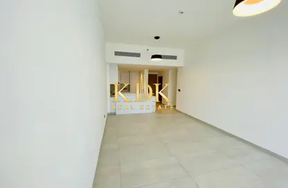 شقة - غرفة نوم - 2 حمامات للايجار في اريا جاردينز ايه - اريا جاردينز - ارجان - دبي