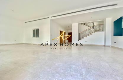 Villa - 5 Bedrooms - 6 Bathrooms for rent in Palma Residences - Palm Jumeirah - Dubai