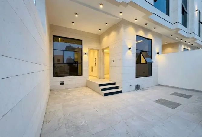 157378388 - Property Image 2
