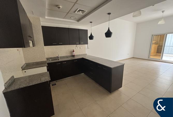 129760029 - Property Image 2