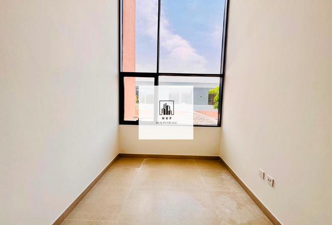 101986012 - Property Image 3