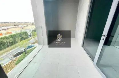 شقة - 2 غرف نوم - 3 حمامات للايجار في الطراز - حي نسيج - الجادة - الشارقة