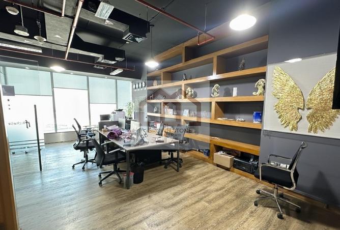 102831361 - Property Main Image