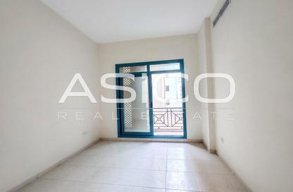 Apartment - 1 Bedroom - 2 Bathrooms for rent in Sultan Lootah Building - Al Muraqqabat - Deira - Dubai