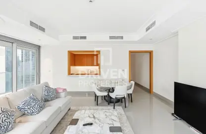 Apartment - 2 Bedrooms - 3 Bathrooms for sale in Opera Grand - Burj Khalifa Area - Downtown Dubai - Dubai