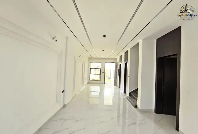 151898245 - Property Image 3