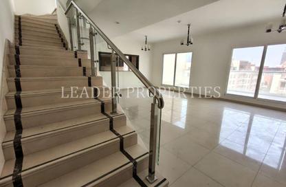 Duplex - 3 - 3 for rent in Royal JVC Building - District 10 - Jumeirah Village Circle - Dubai
