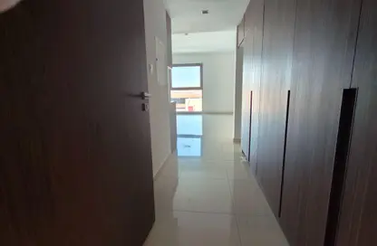 شقة - 1 حمام للايجار في أبتاون الزاهية - الزاهية - تجارية مويلح - الشارقة